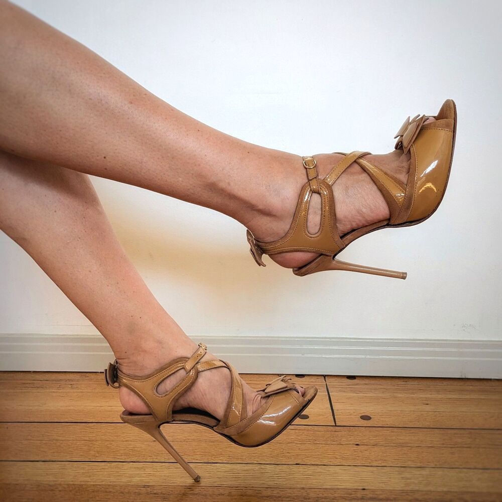 Vintage Charles Jourdan Paris “Elektra” Tan Patent & Suede Stiletto Sandals Sz 8